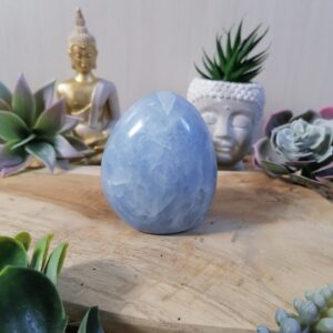 Calcite bleue forme libre – communication, créativité