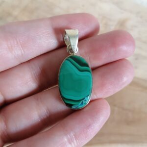 Malachite pendentif argent – choix, connaissances, émotions