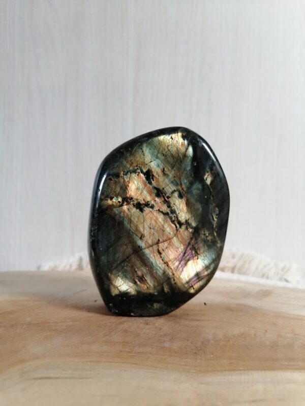 labradorite bloc forme libre lithothérapie intuition imagination protection