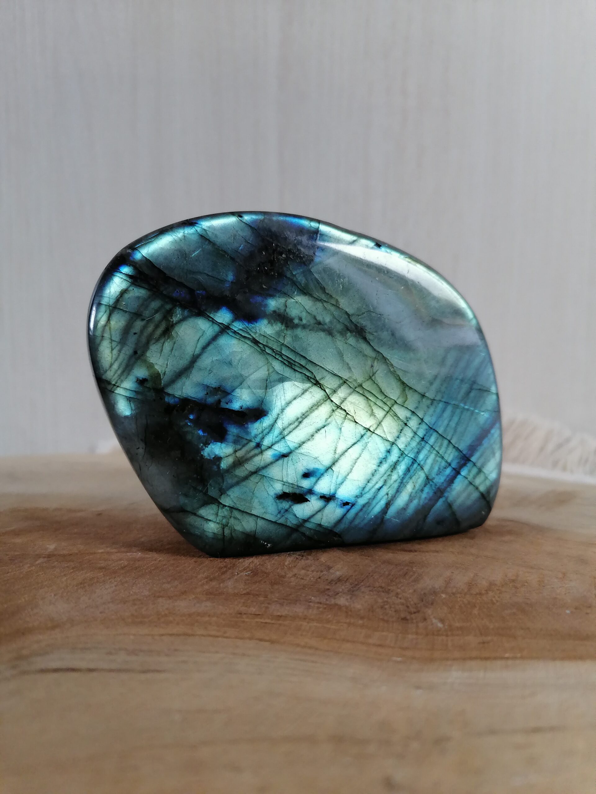 labradorite bloc forme libre lithothérapie intuition imagination protection