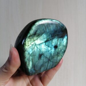 Labradorite bloc 8 – imagination, protection